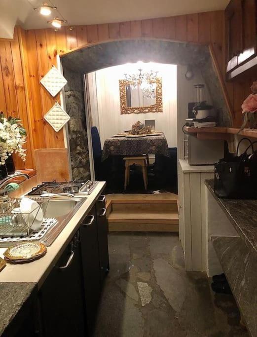 Petite Maison In Centro A Courmayeur Esterno foto